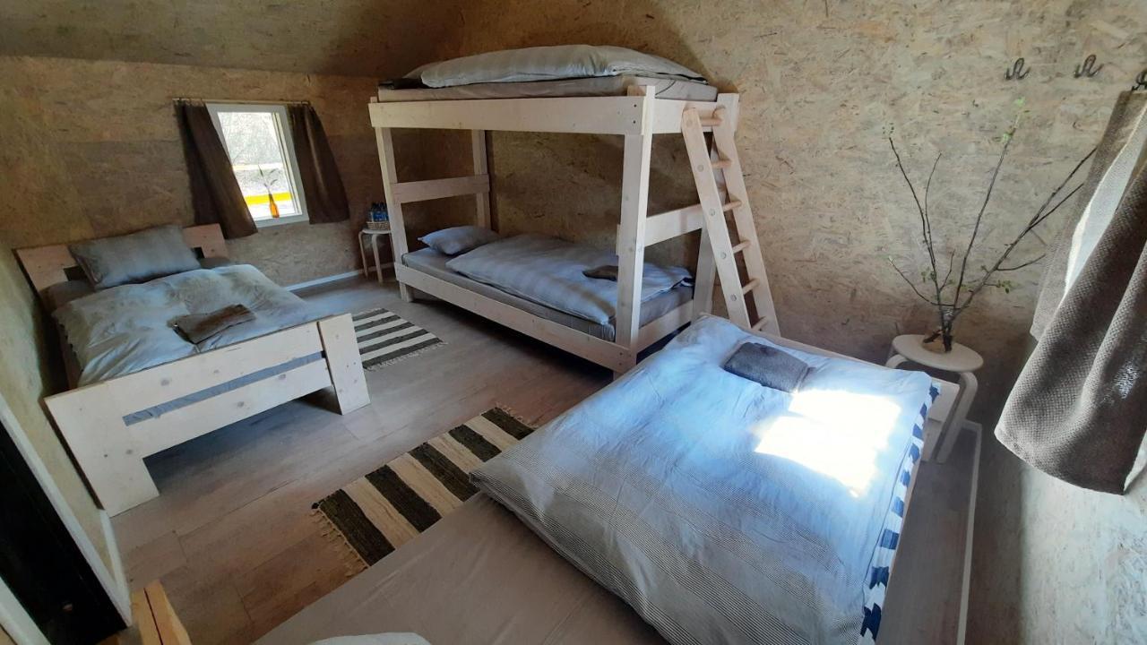 Kardoni Puhkelaager Tornimae Екстериор снимка